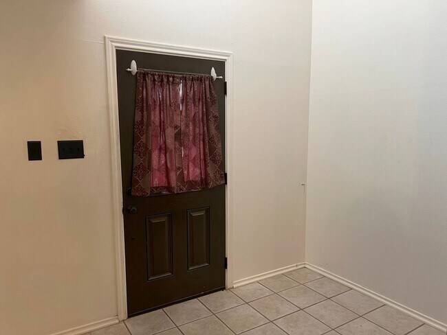 Foto del edificio - Welcome home to 7343 Daulton Ridge!