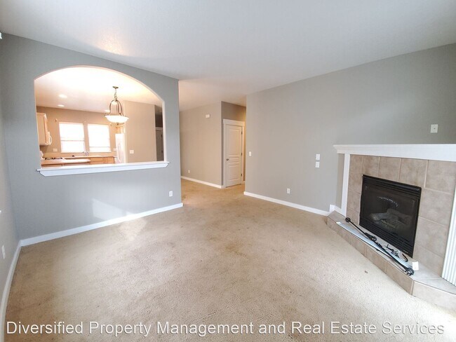 Building Photo - 3 br, 2 bath House - 593 Cameron St. NE