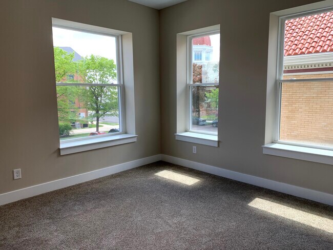 Foto del edificio - 25 S Plum St