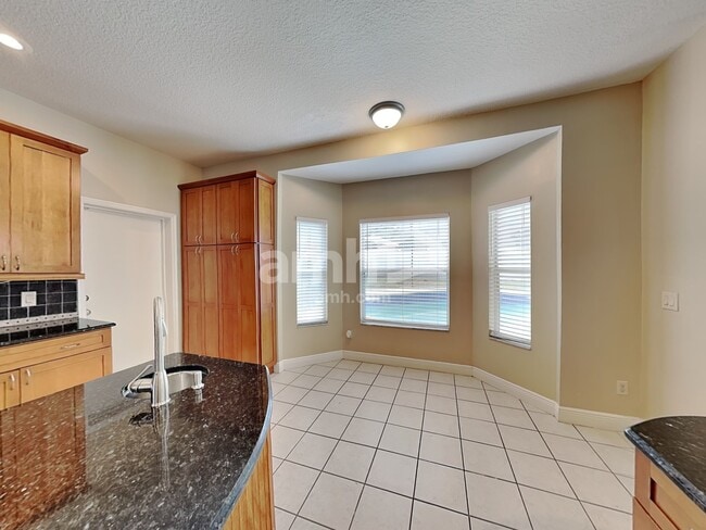 Building Photo - 7728 Glynde Hill Dr