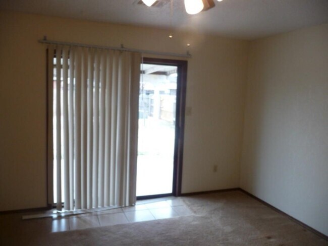 Foto del edificio - 6410 SW Glenhaven Ave