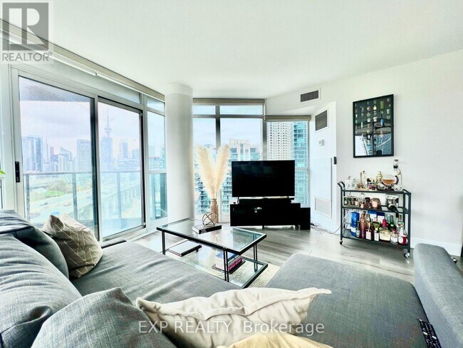 Photo du bâtiment - 231 Fort York Blvd