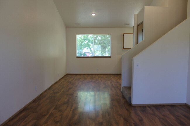 Foto del edificio - 4 br, 2.5 ba home in Scappoose neighborhood