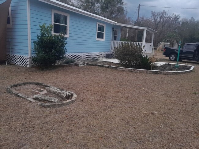 Foto del edificio - 4085 Pier Station Rd E