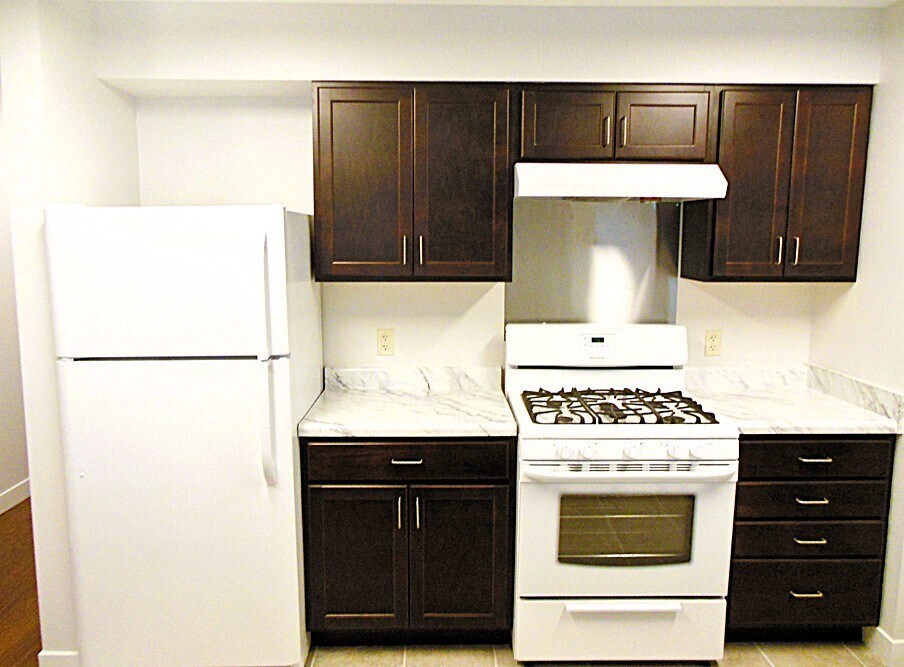 Foto del edificio - Flagstone Village