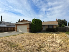 Building Photo - 3232 Scotland Dr