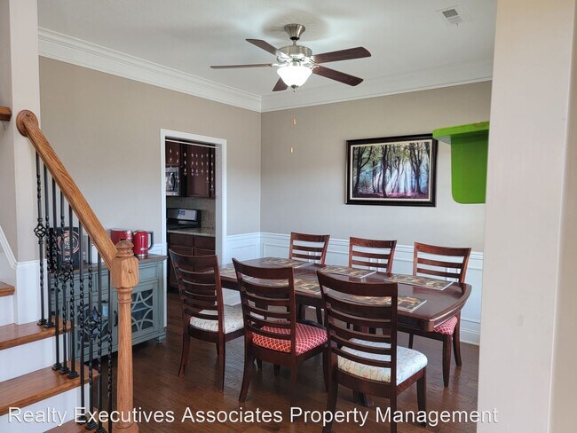 Foto del edificio - 4 br, 2.5 bath House - 1737 Golden Nugget ...