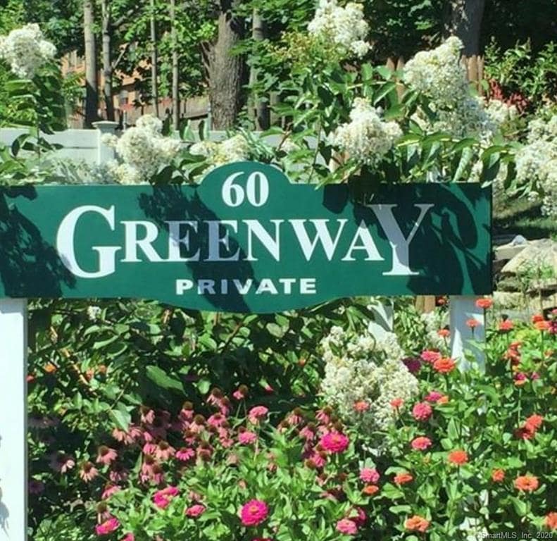 Primary Photo - 60 Lawn Ave