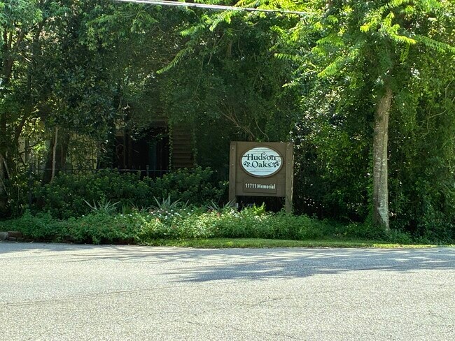 Foto del edificio - 11711 Memorial Dr
