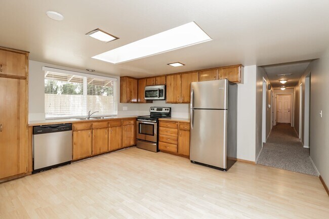 Building Photo - 3251 SW 325th St