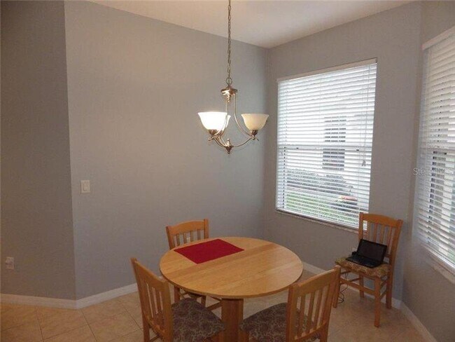 Foto del edificio - 3336 Chapel Creek Cir