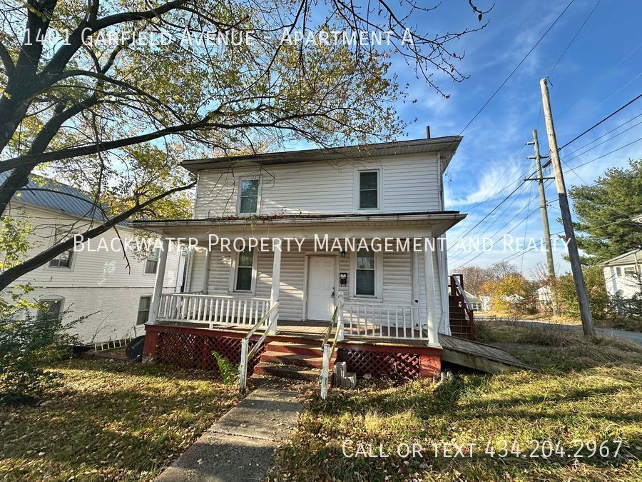 Primary Photo - Move In Special! 1/2 First Full Months Ren...