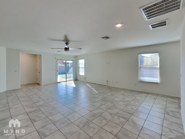 Foto del edificio - 10761 W Wexford Ln