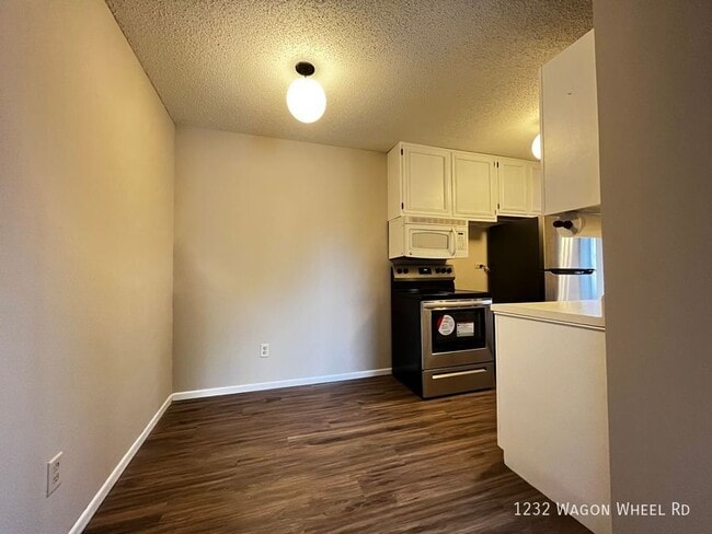 Foto del edificio - 1232 Wagon Wheel Rd