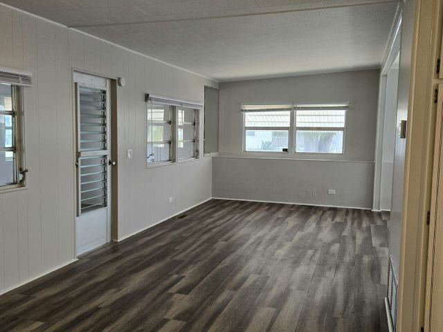 Foto del edificio - 5027 4th St W