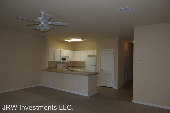 Building Photo - 150 Iron Horse Dr E