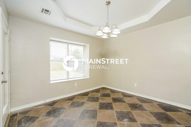Foto del edificio - 3 Bedroom Pet-Friendly Home in NORMAN, OK with Main Street Renewal