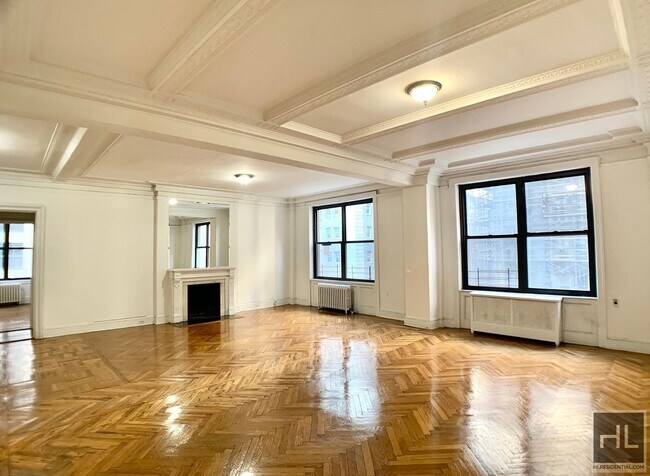Building Photo - WEST 58 STREET