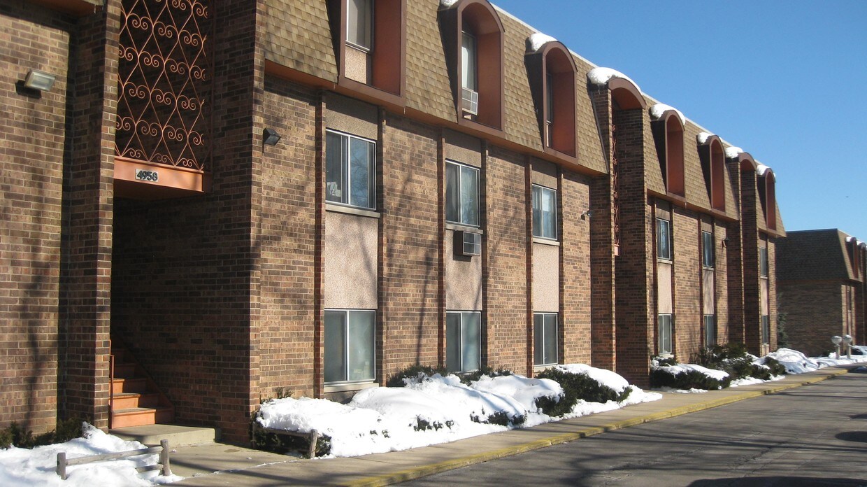 Foto del edificio - Butterfield Apartments