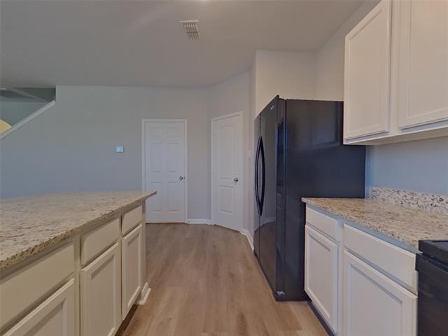 Building Photo - 1335 Coltview Pl