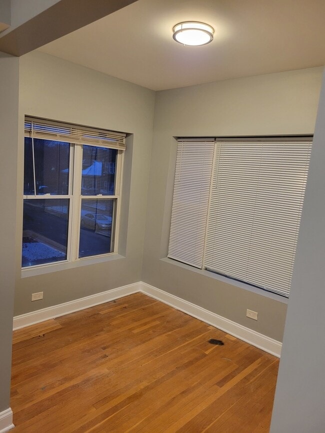 Foto del edificio - 7943 S Ada St