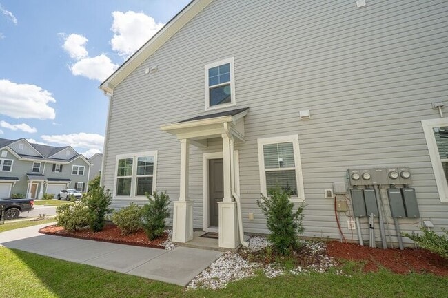 Building Photo - 148 Benelli Dr