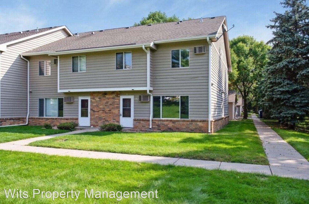 2 br, 1 bath House 750 W Village Road 102 House Rental in