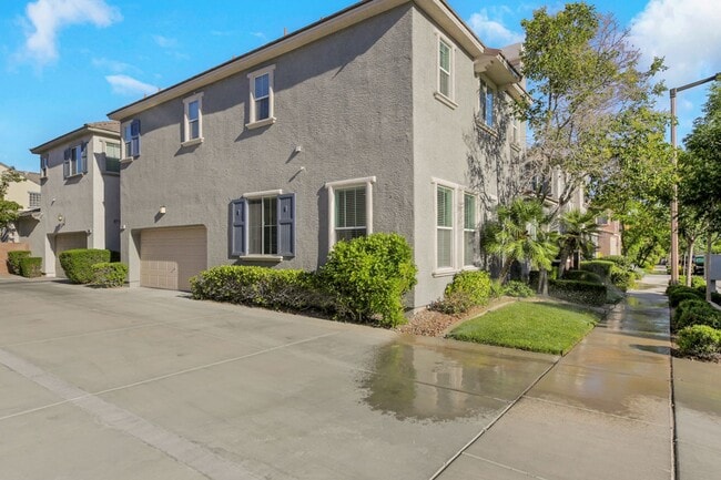 Building Photo - Great Summerlin Location Home
