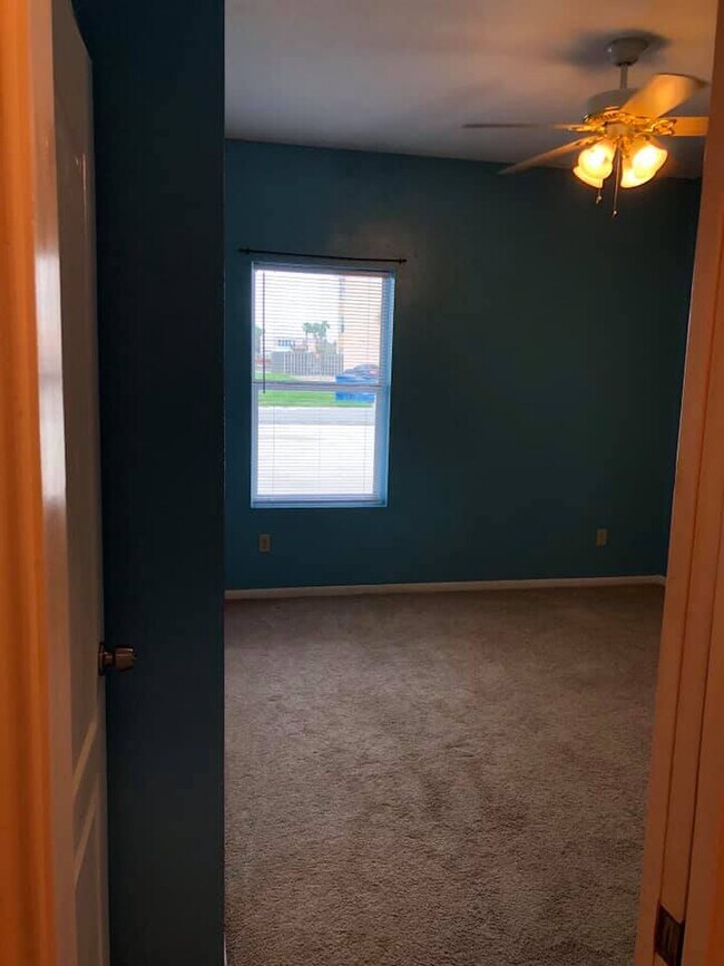 Bedroom 1 - 13958 Fortuna Bay Dr