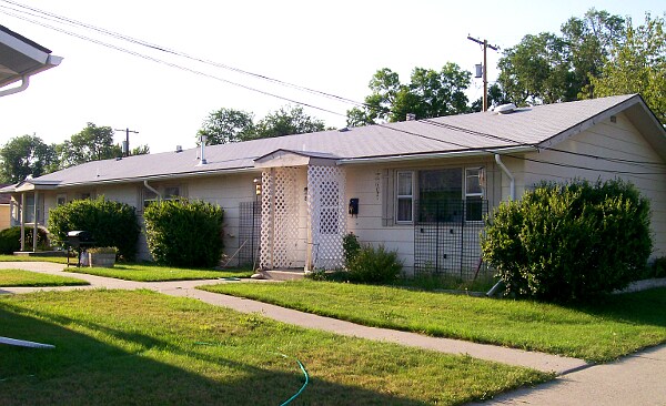 Foto del edificio - B.R. Fishburn Apartments