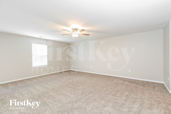 Foto del edificio - 9107 Creedmore Hills Dr