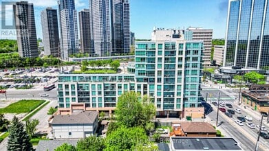 Building Photo - 3391 Bloor St W