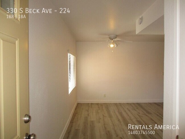 Building Photo - Must see 1 bedroom in Tempe