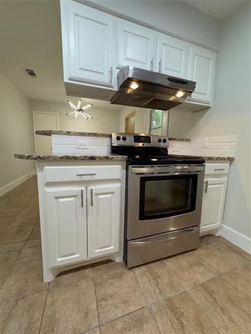 Foto principal - 5101 French Wood Dr