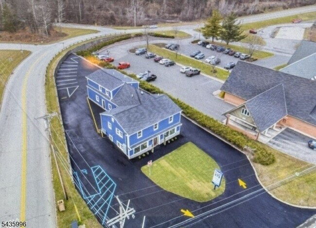 Foto del edificio - 527 Co Rd 515