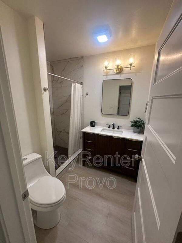 Foto del edificio - 494 N Emery Ave