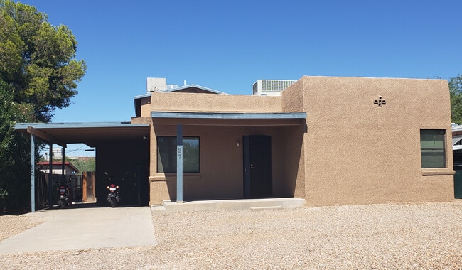 Unit #1 Entry - 1727 E 9th St