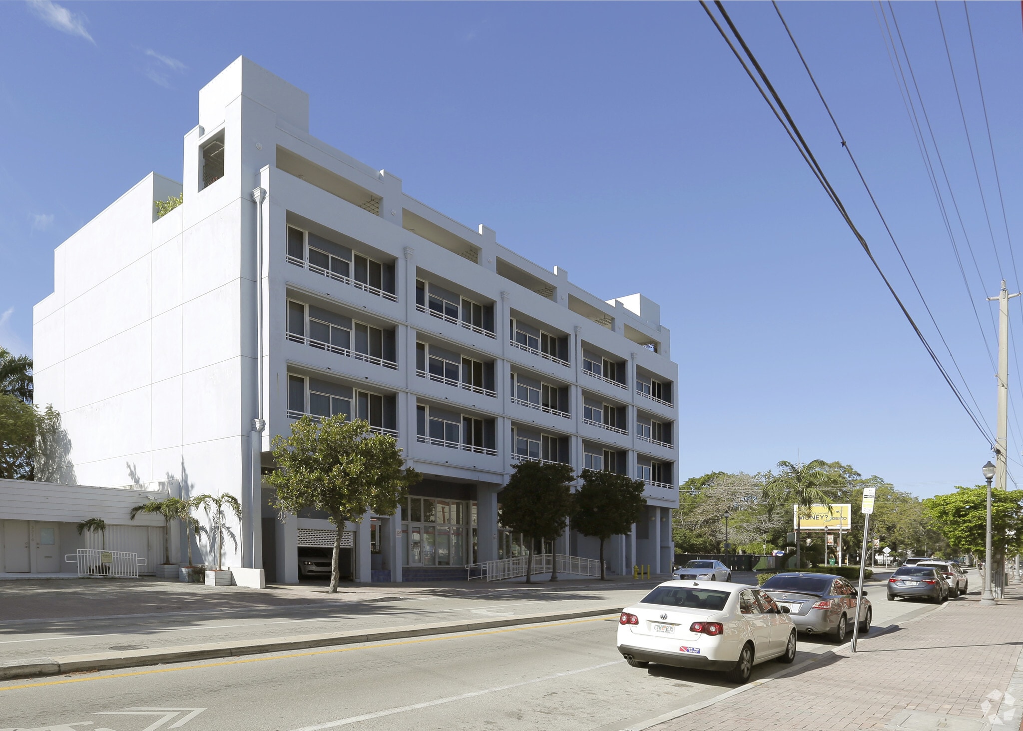 CocoStyle Residences