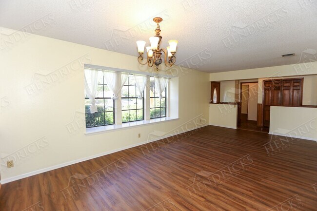 Building Photo - 4622 Shavano Woods