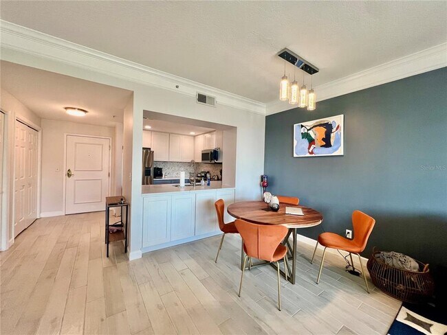 Foto del edificio - 345 Bayshore Blvd