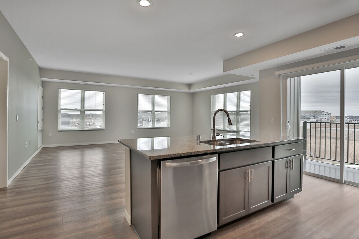 Rush Creek Apartments 7148 Brockton Ln N Maple Grove, MN Apartments