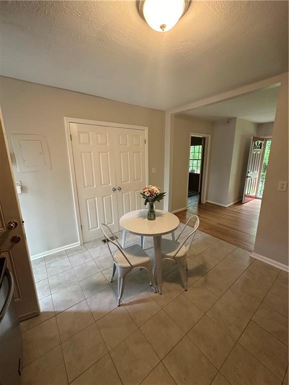 Foto del edificio - 3403 Phillips Cir