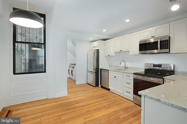 Foto del edificio - 333 S 18th St