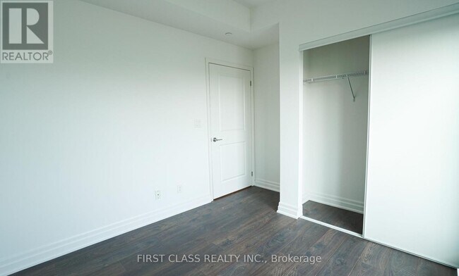 Building Photo - 913A-9110 ROUGE VALLEY Dr