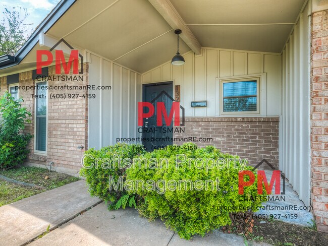 Building Photo - 132 NW 80th St