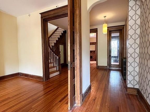 Pocket foyer separating the living room from foyer - 2322 1st St NW