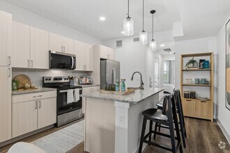 2BR, 2BA - 1,240SF - Kitchen - Loyola Junction