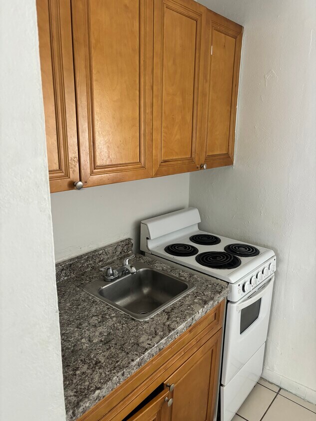 Foto principal - 2041 Jackson St