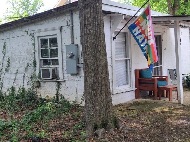 Photo - 145 Mell St House