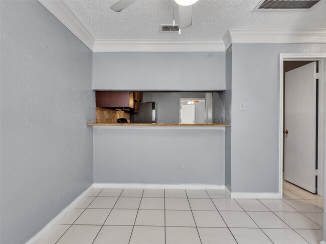 Foto del edificio - 10919 Pigeonwood Dr